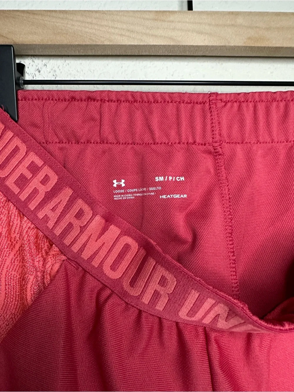 Under Armour Women’s Pink Athletic Shorts Size Small
